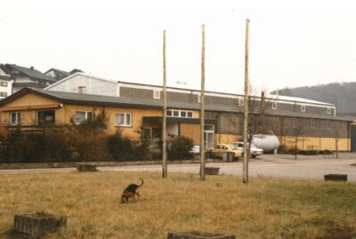 Firmengebäude im Jahr 1975 - Vorderseite